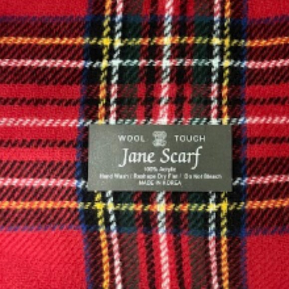 Red Tartan Plaid Oversized Winter Scarf With Fringe - Picture 7 of 8